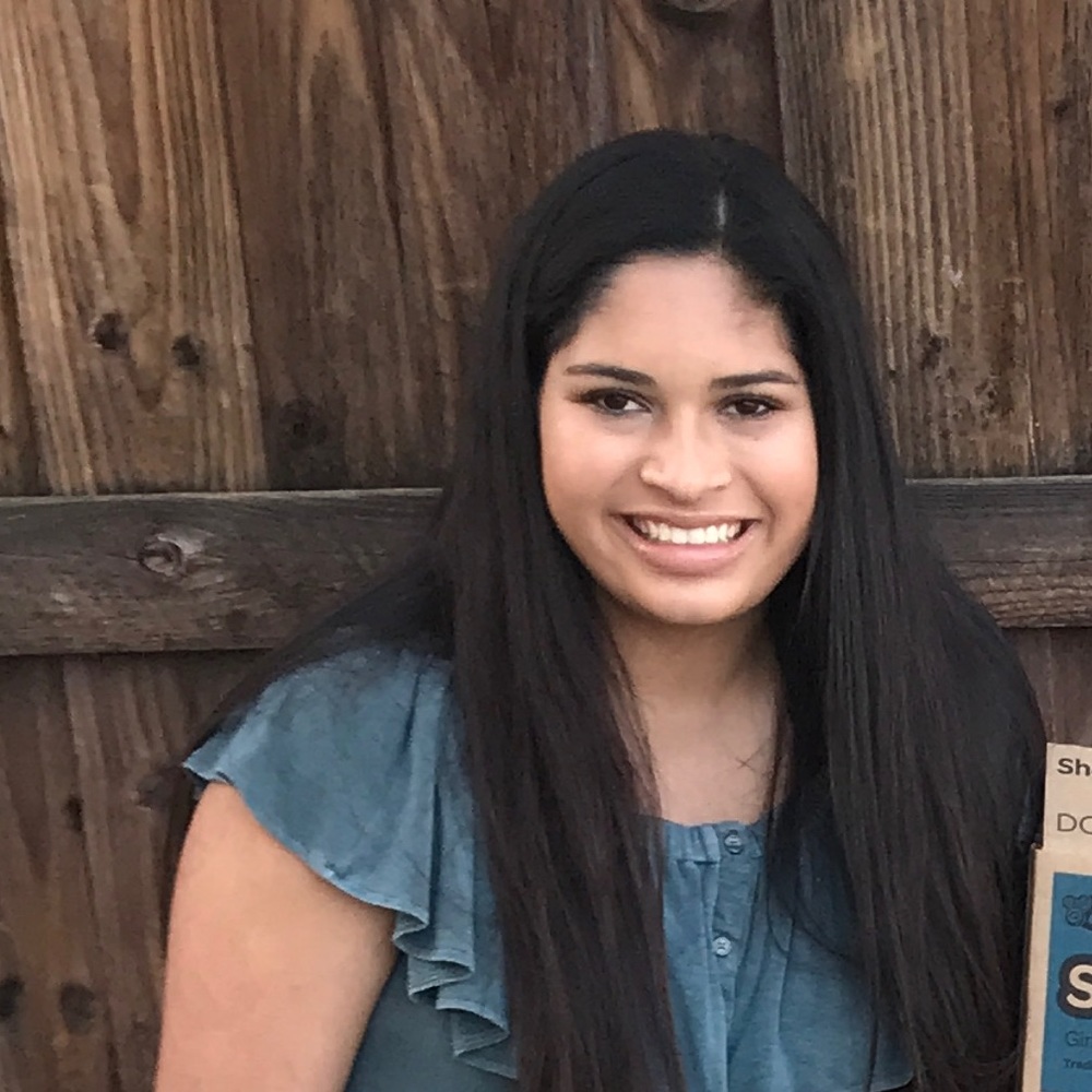 Meet your Posher, Alyssa